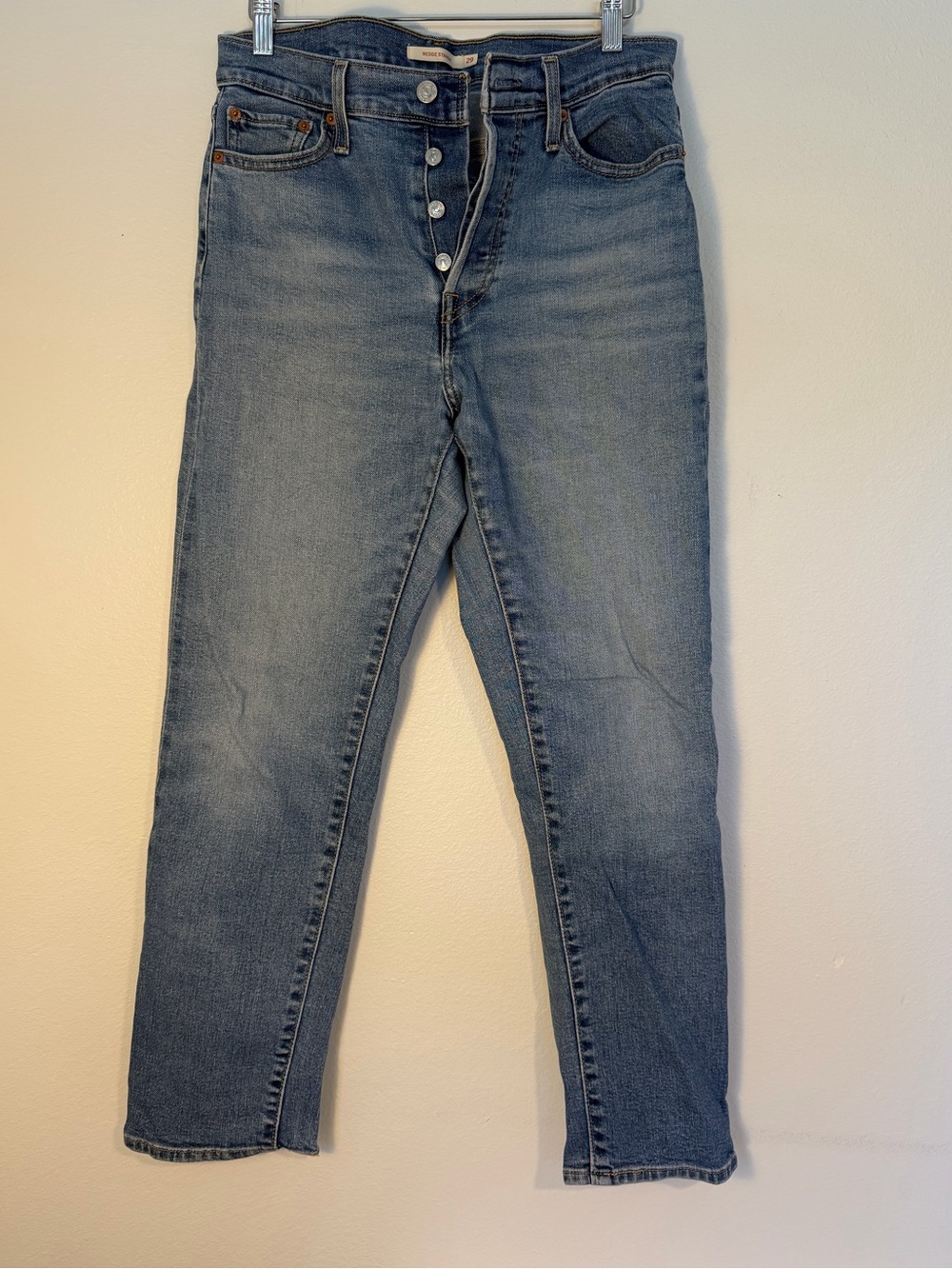 Levi’s Wedgie Straight